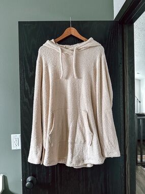 Duluth Trading Co Cream Chenille Hooded Sweatshirt
